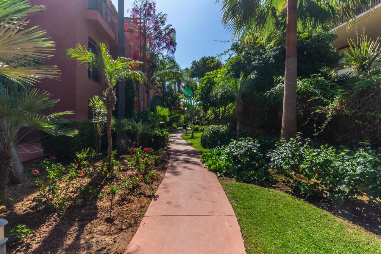 Letmalaga Don Carlos Gardens Apartment Marbella Exterior photo